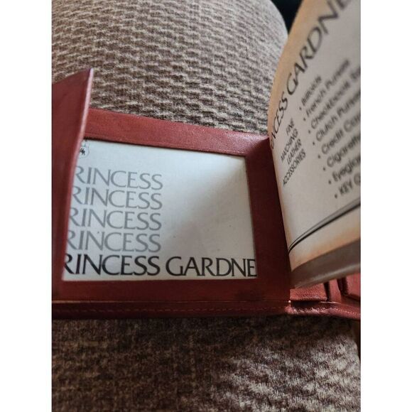 VINTAGE Princess Gardner Leather Wallet. Great condition for the age - Picture 8 of 8